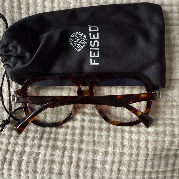 Tortoise Shell Sunglasses - Picture 2 of 2